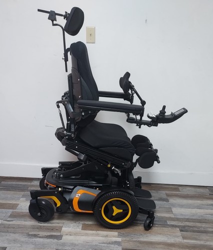 PERMOBIL F5 VS POWER WHEELCHAIR,STANDING, TILT,RECLINE, LIFT, LEGS - Picture 2 of 8
