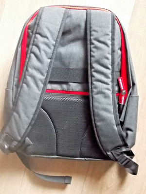 NEU: WAF-Rucksack, grau, mit Reißverschluß!