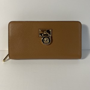 mk hamilton wallet