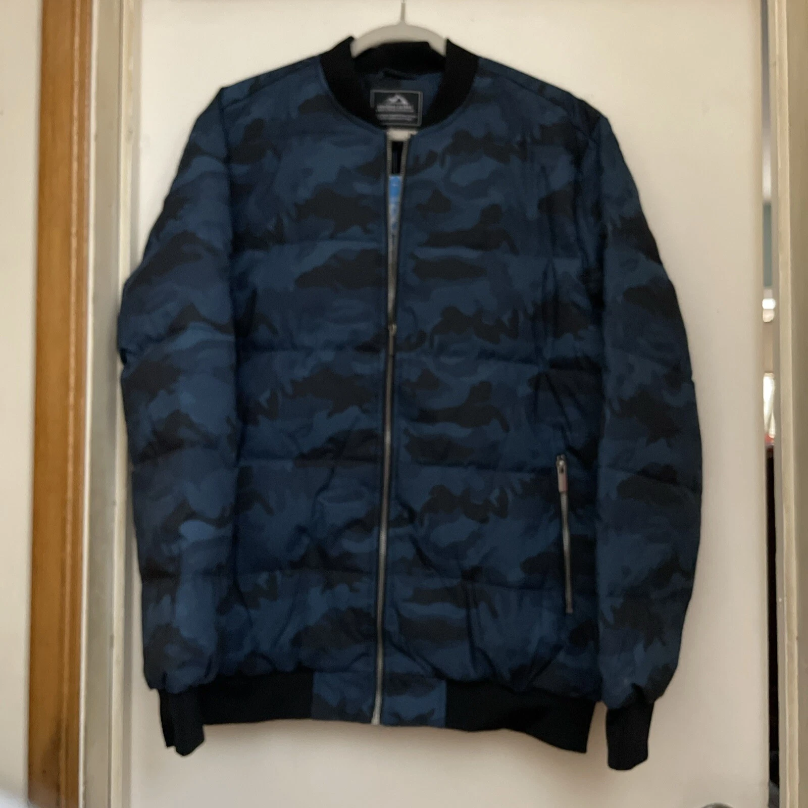 Magcomsen Men’s Jacket Large Puffer Down Jacket Quilted. Insulated Dk Blue Camo