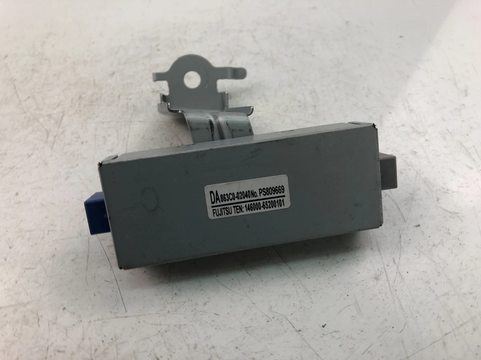 TOYOTA COROLLA Estate E21 863C0-02040 Control Unit 2019 17235896 - Image 2 of 4