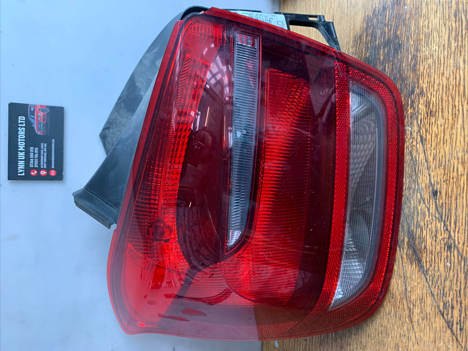 Genuine BMW 1 Series F20 Pre LCI Passenger Side Rear Light 7270097 オーダー