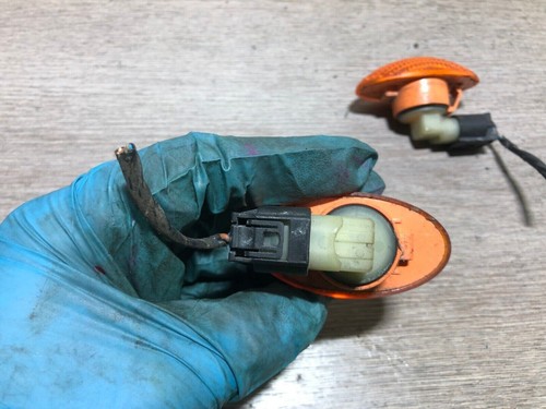 MINI COOPER 2002 2DR FRONT WING INDICATOR SIDE REPEATER LIGHTS PAIR - Picture 3 of 3