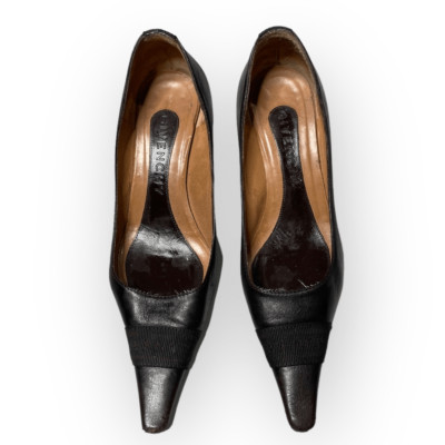 Givenchy leather brown pump 3 inch heeled pump Size 36