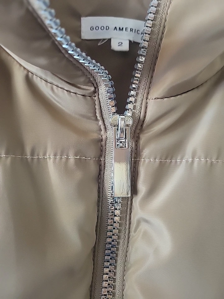 Good American Two Tone Puffer Faux Sherpa Jacket Medium Size 2 Near Mint - Image 4 of 4