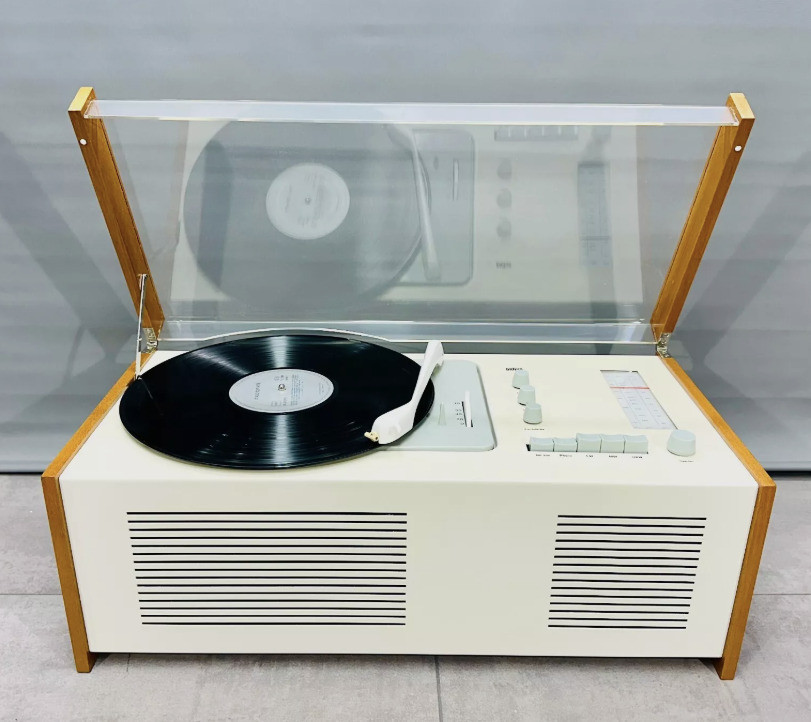 【希少】BRAUN "SK5" record player Braun SK5 Dieter Rams Vacuum Tube Radio Record Player Rare