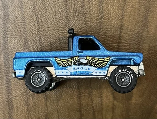 Vintage Hot Wheels Real Riders  Bywayman Eagle Metal Flake blue w/grey hubs 1982