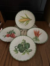 4 Melamine Salad Plates FARMHOUSE Corn, Pepper, Tomato, Carrot vegetables NWOT