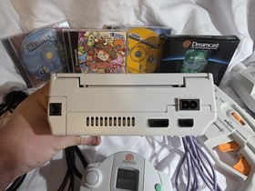 Sega Dreamcast White Console Bundle HKT-3020 Tested, Games, New VMU RARE, Extras
