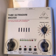 Behringer Tube Ultra Gain Mic 200 Preamp 16 Modi Boxed with Manual 