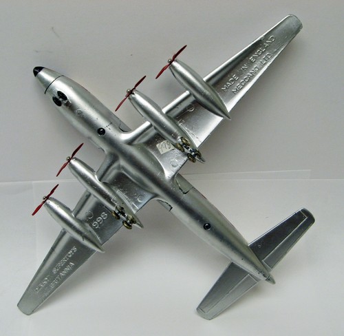 Bristol Britannia Airliner Canadian Picific Dinky 998 England NMB - Picture 7 of 12