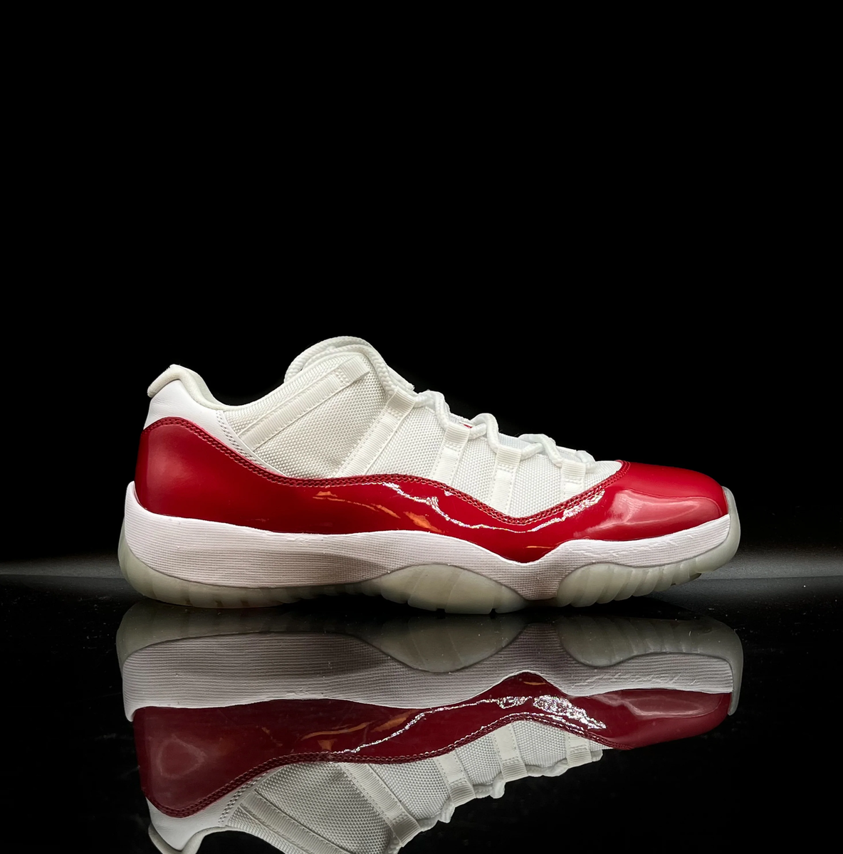 Nike Air Jordan 11 Retro Low Cherry (2016) ジョーダン 11 50930976613_056c36bb3c_c.jpg