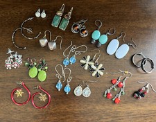 Lot Of 17 Pairs Girls Ladies Fashion Pierced Earrings Assorted Styles