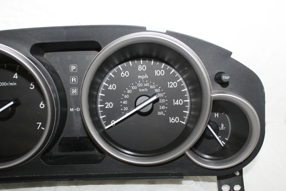 Cuadro de instrumentos velocímetro Mazda 2010 6 indicadores de panel de instrumentos 98.249 millas Foto 3 de 4