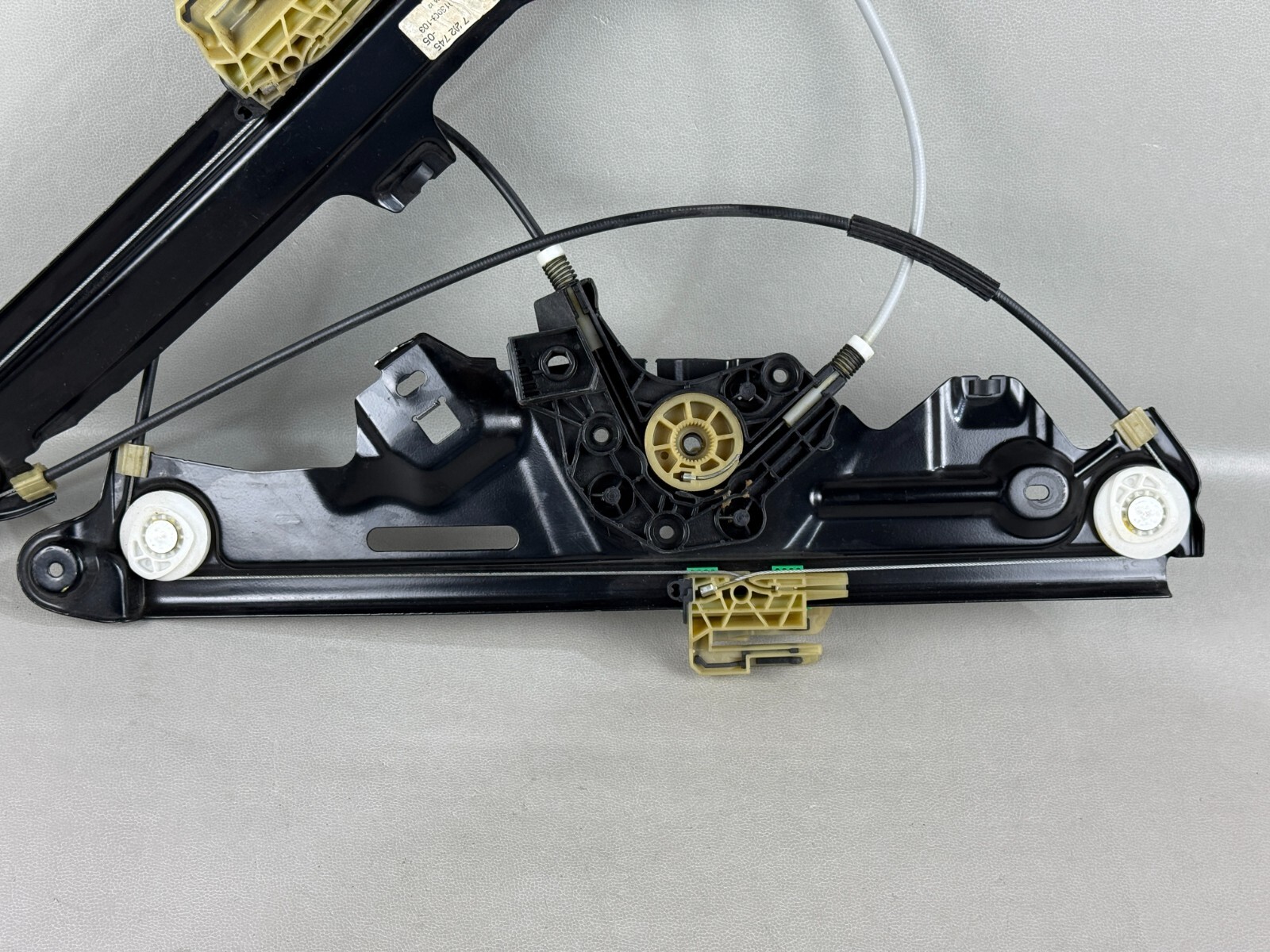 NEW! ROLLS ROYCE ORIGINAL POWER WINDOW REGULATOR ASSEMBLY OEM #7 202 745