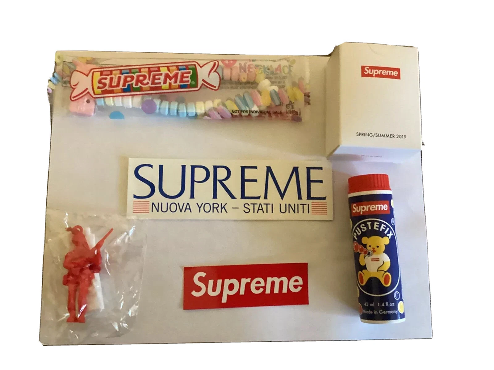 Lot de 6 objets aléatoires Supreme accessoires de collection