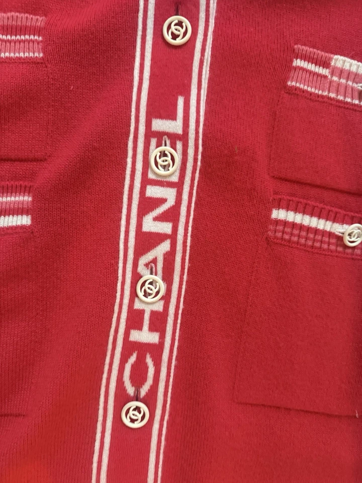 Chanel 2019 Suéter Largo Cachemira Rosa Botones Chanel Talla FR 36 EE. UU. 2/4 Foto 3 de 4