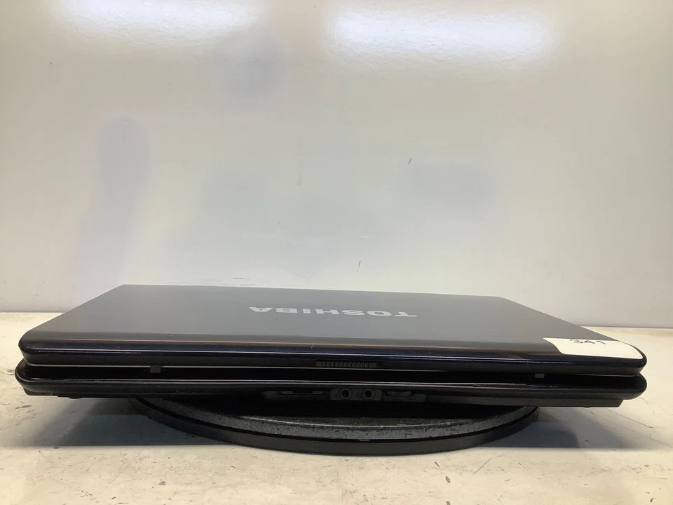 Toshiba Satellite A215-S4697 AMD Turion 64 X2 TL-52 1 GB SEM HDD - BIOS bloqueado - Imagem 3 de 4