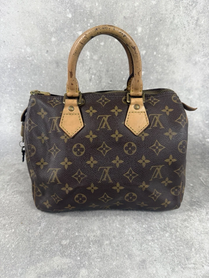 Louis Vuitton Speedy 25, photo 4 sur 5