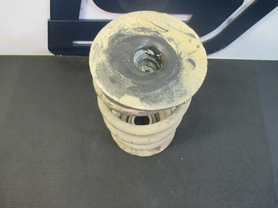 BMW Z3 1997 1,9 L OEM conductor de fábrica suspensión trasera izquierda bobina Foto 2 de 4