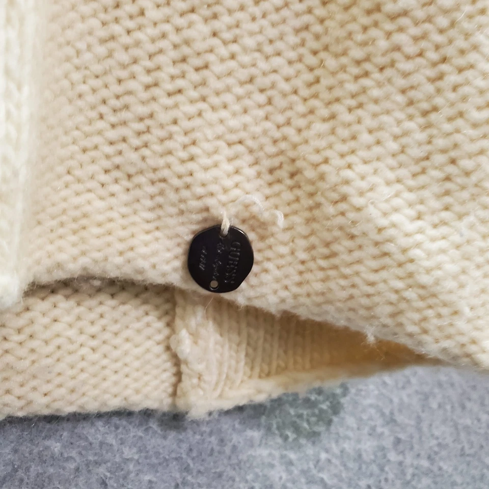 Suéter grande de mujer Guess mezcla de cachemir de lana crema manga larga sin mangas interior Foto 3 de 4