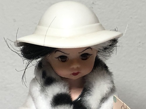 Madame Alexander miniature McDonald’s doll - Picture 2 of 6