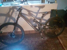 Specialized Stumpjumper Evo Comp Alloy Sram Eagle 12 Speed Components.