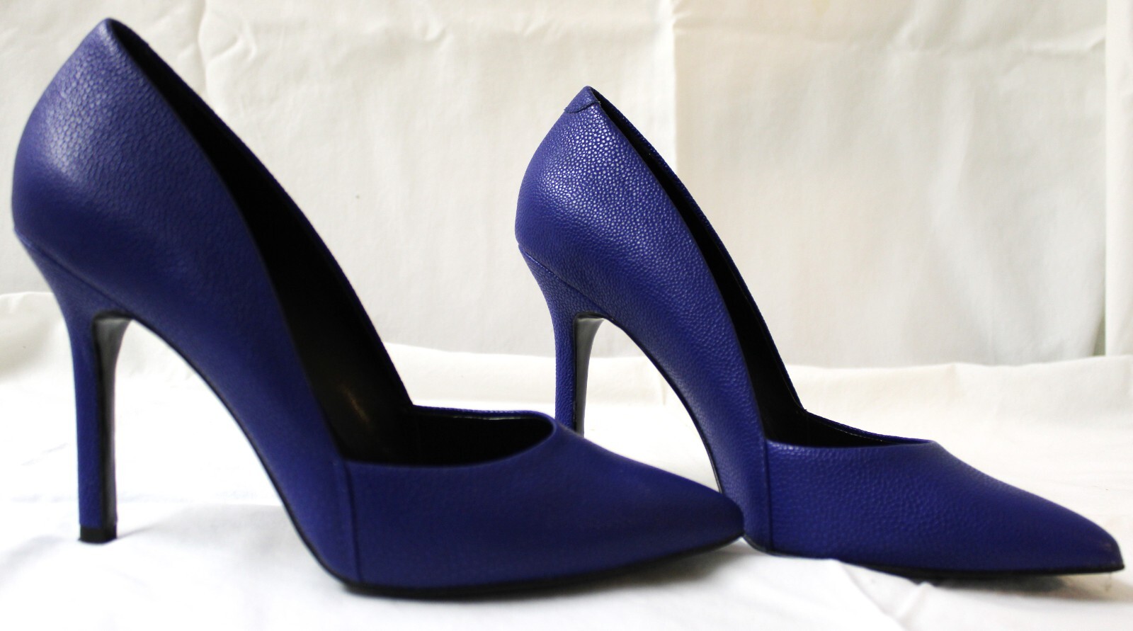 ZAPATOS DE MUJER ALDO TACONES-TALLA 9M-WAYCIEN AZUL EN RELIEVE CUERO-CLÁSICO BOMBA-XLT