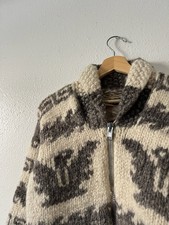 Vintage artisan Cowichan wool cardigan circa 70s/80s. Grey and cream, 100 wool