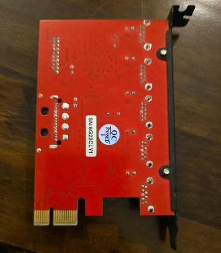 Inateck KT5001 5 Ports USB 3.0 PCI Express Card and 15 Pin Power Connector - Red - Afbeelding 2 van 3