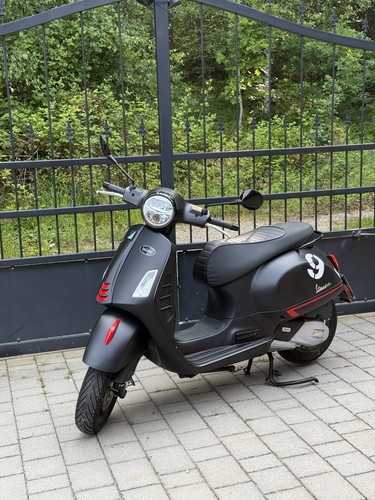 Vespa GTS 125 – 916 km – TÜV vorhanden – Matt Schwarz - Bild 2 von 4