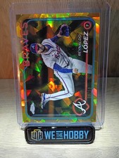 2024 Topps Sapphire Series Reynaldo Lopez, Gold /50