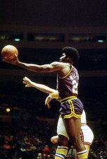Nate Williams New Orleans Jazz shoots v the New York Knicks at an- 1976 Photo