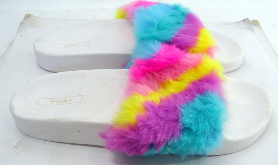 NEW YOKI MULTICOLORED SLIP ON open toe FURRY sandal Woman Size 8