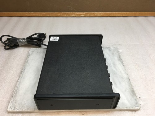 Shure M267 Series Mic Preamp / Limiter Professional 4 Channel Microphone Mixer - Picture 4 of 9