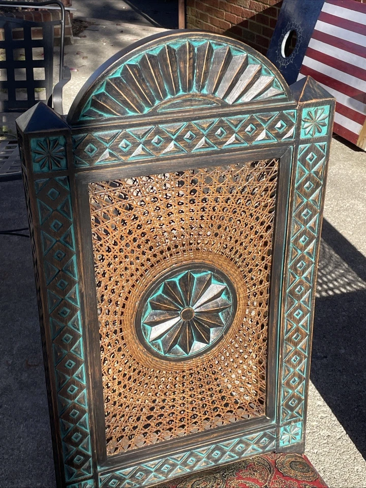 Sillas Sillas talladas a mano de la India Foto 4 de 4