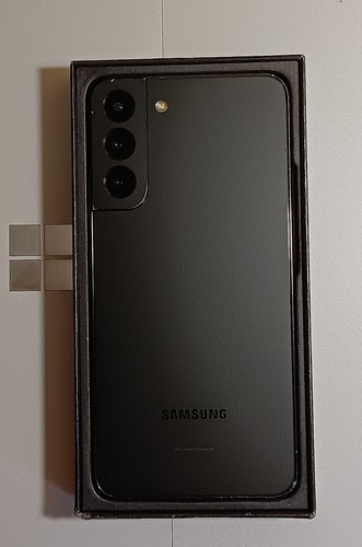 Samsung Galaxy S22 - 128 GB - Phantom Black (Unlocked)