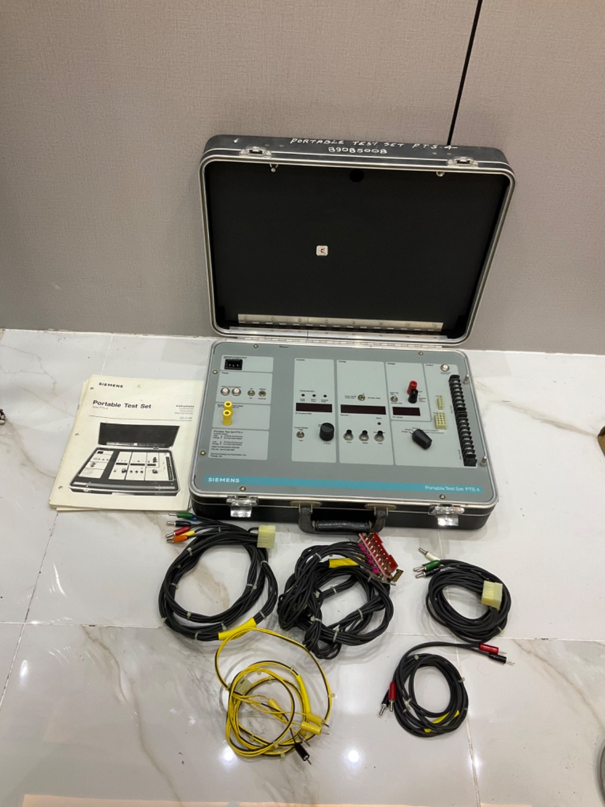 SIEMENS PTS4 PORTABLE TEST SET P/N 18-473-254-502
