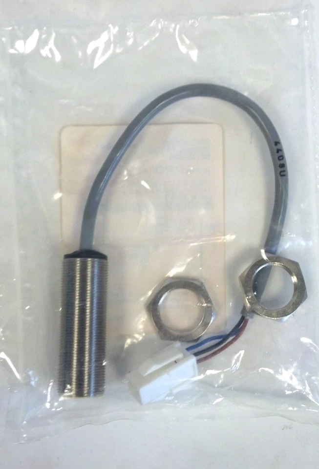 SICK BI8-G18-AP6X-0.2/CS11243 Inductive Proximity Sensor - Image 2 of 3