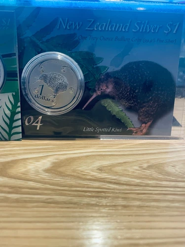 Neuseeland Kiwi - 2004 - 1 OZ Silber BU Münze - kleine gefleckte Kiwi!!!Knapp