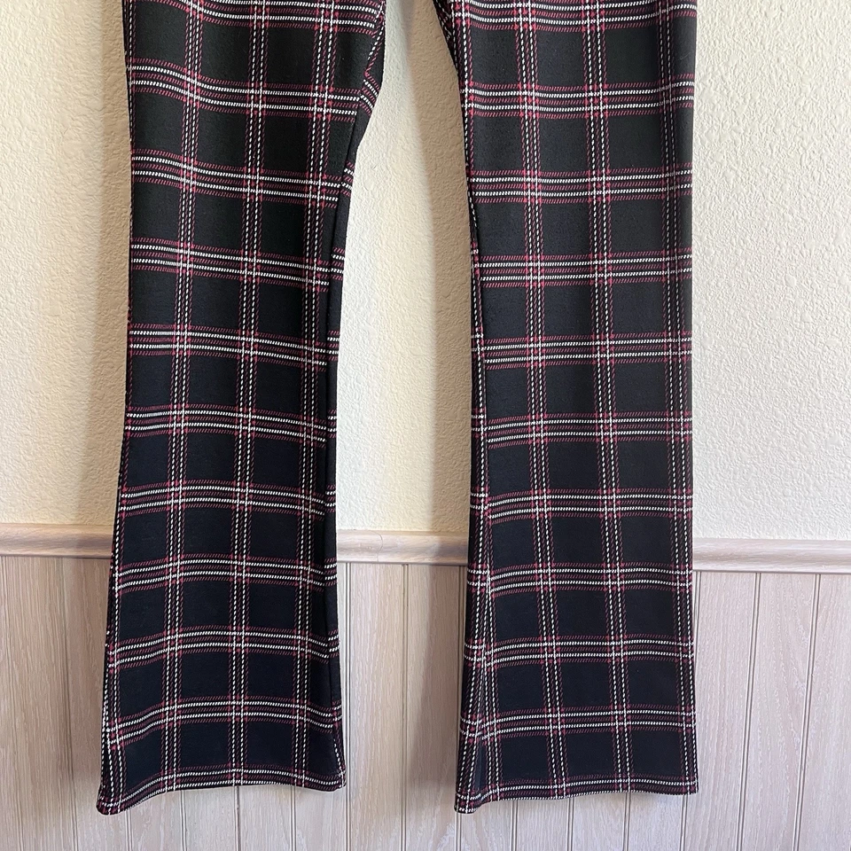 Pantalones acampanados a cuadros No Boundaries negro rojo blanco para jóvenes L 11 13 Y2K ajuste elástico Foto 3 de 4