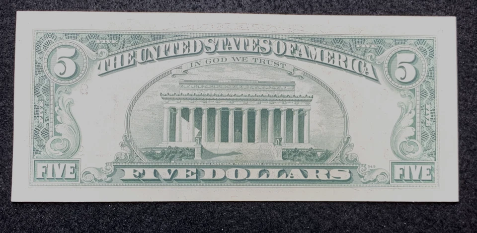 1977A Five Dollar $5.00 Bill Crisp w Alignment Error S/N I30757975A Estate Find - Image 2 of 4