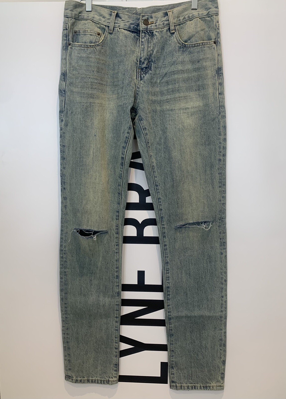 Jeans Saint Laurent blu chiaro lavaggio invecchiato denim taglia W31 prezzo consigliato £ 420