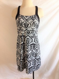 athletic dresses with built in bra