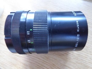 M42 fit Pentacon electric f2.8 135mm prime lens + cap optics clear fully tested