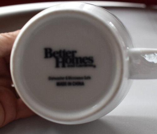 1 ~ White Coffee Mug BETTER HOMES & GARDENS 18oz Porcelain Ribbed Bottom 4.25" - Picture 4 of 4