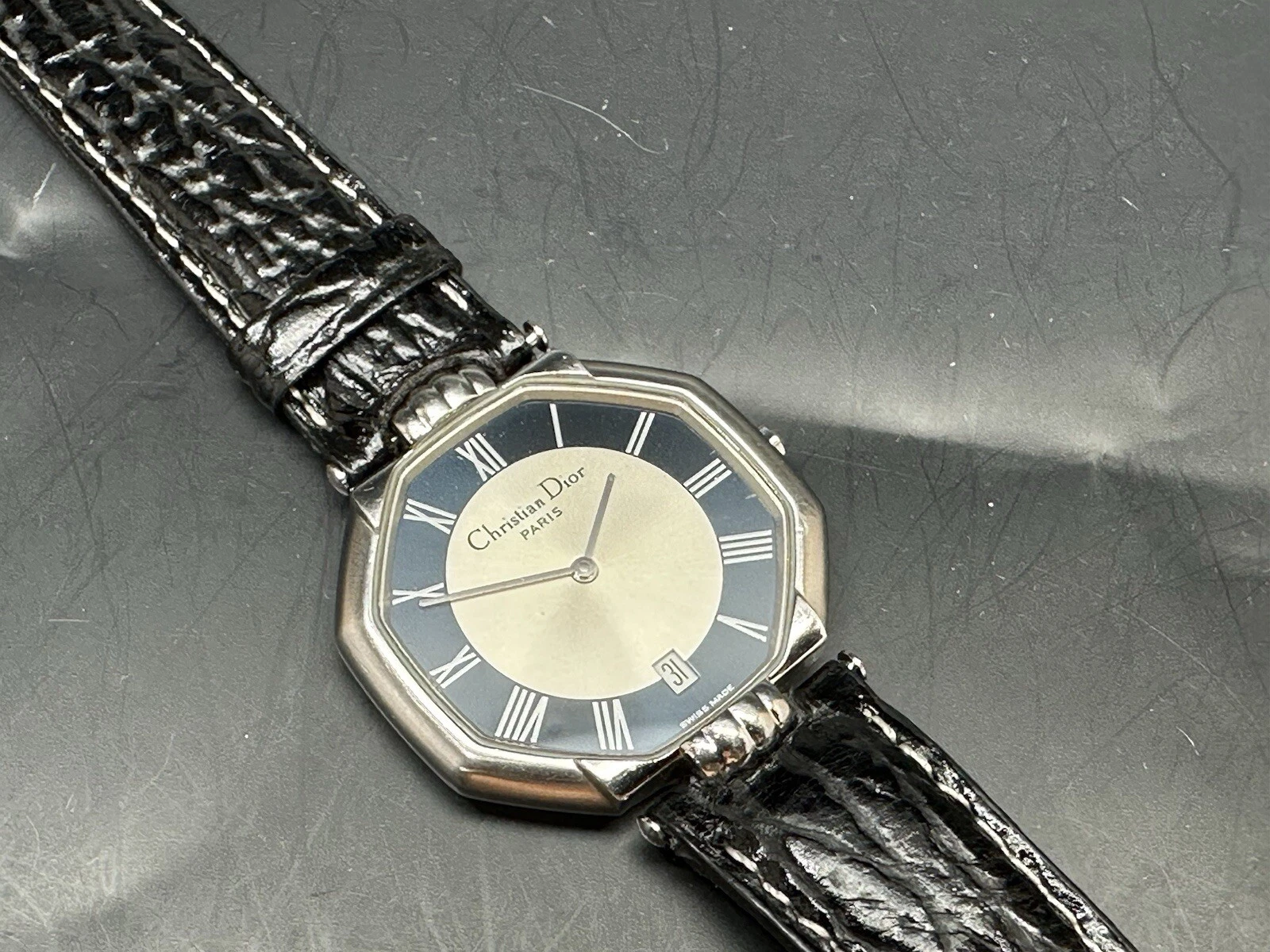 Montre bracelet classique Christian Dior Paris D45 100.