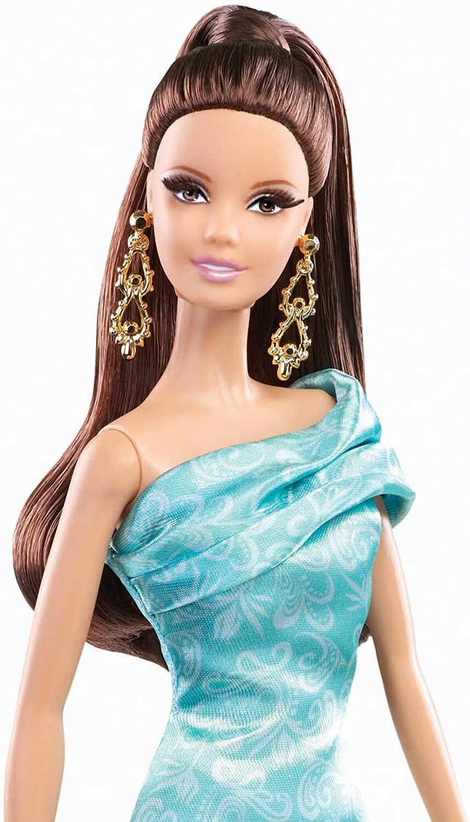 The Look Barbie Doll Brunette Red Carpet Black Label 2013