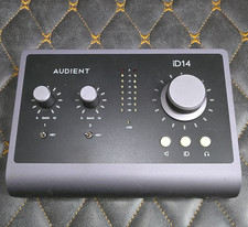 Audient iD14 USB-C Desktop Audio Interface Op...