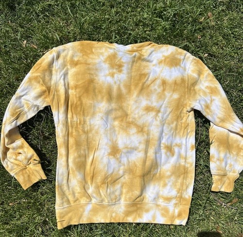✨ Juniors Tie-Dye Star Wars Sweatshirt M Baby Yoda ⭐️ - Picture 8 of 8